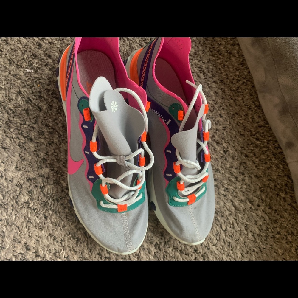 Nike Women’s React Vision - image 3